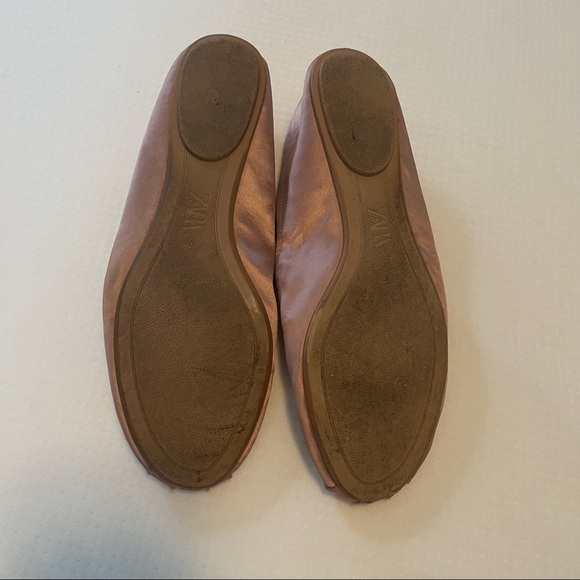 ZARA SATIN EFFECT BALLET FLATS
PINK WOMENS SIZE 9 - Picture 5 of 6